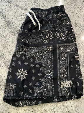 Maison Article Men’s XL 6” Inseam Swim Shorts Black & White Bandana Premium Esse